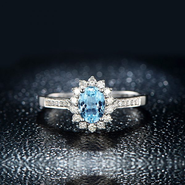 Fashion Sterling Wedding Band For Women With Topaz Blue Color Cubic Zirconia