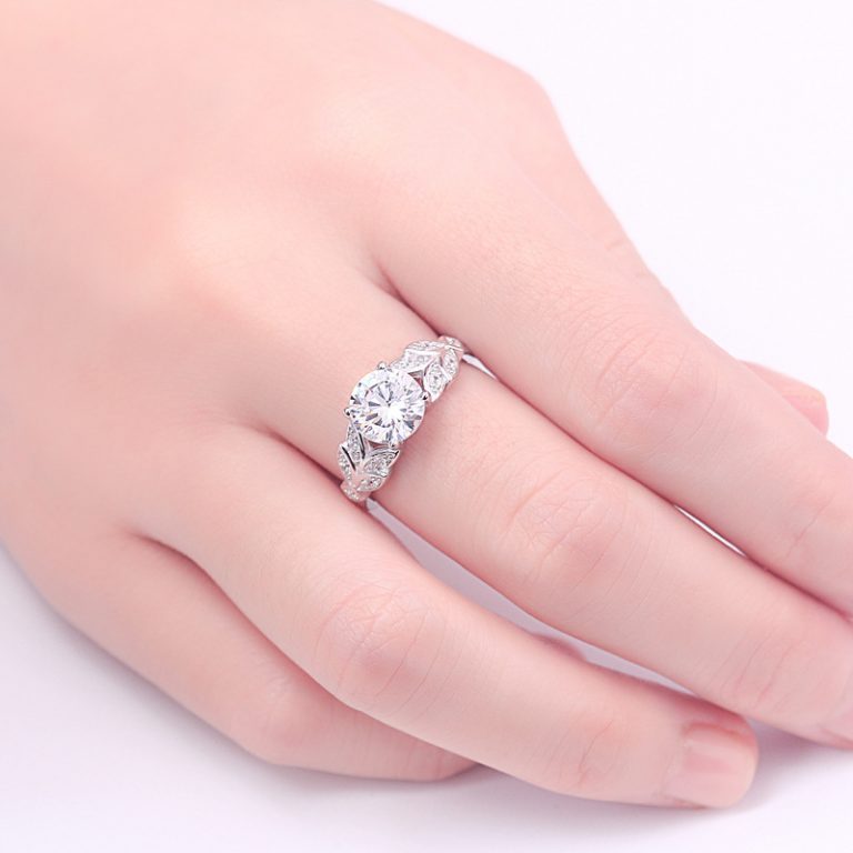 Wholesale Genuine 925 Sterling Silver Engagement Rings For Women Luxury