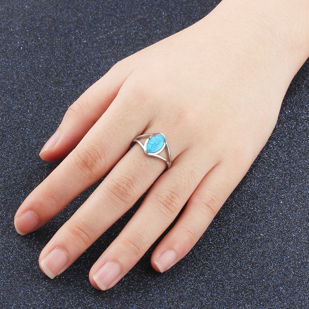 Latest Fashion Rhodium Plating Blue Opal Engagement Rings Opal Wedding